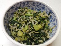 大根葉とちりめんじゃこの炒め物
