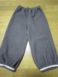 ジャスミンのパンツ