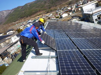 既存の屋根にソーラー発電所設置の注意点