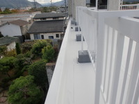 屋上アスファルト防水の改修工事が完成しました