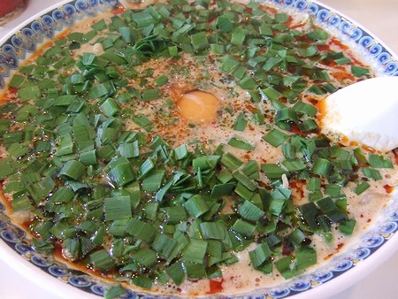 牛平　～更埴ラーメン田毎の月～