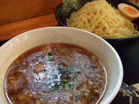 おおぼし　～豚骨魚介つけめん～