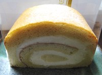 物凄いロールケーキが。