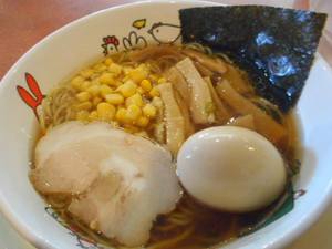 かくれ助屋でラーメンランチ　　長野市東和田