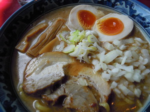 安養寺味噌ラーメン　麺匠佐蔵（さくら）　