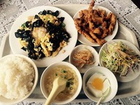 美味館　エビ木耳玉＋炸鶏柳