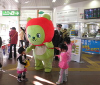 塩尻駅にクマ出没！