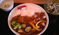 Pubりんどう、ドリンク付き５００円ランチ