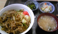 ラーメン北京、豚焼肉丼