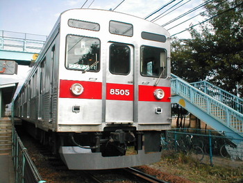 長野電鉄、附属中学前駅