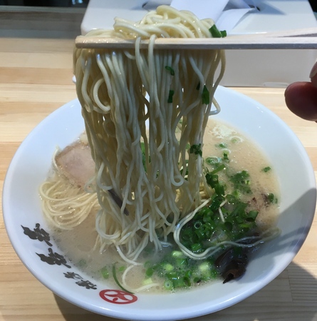 ラーメン博多 喜喜(きき) 中央駅前店(鹿児島市)⑤