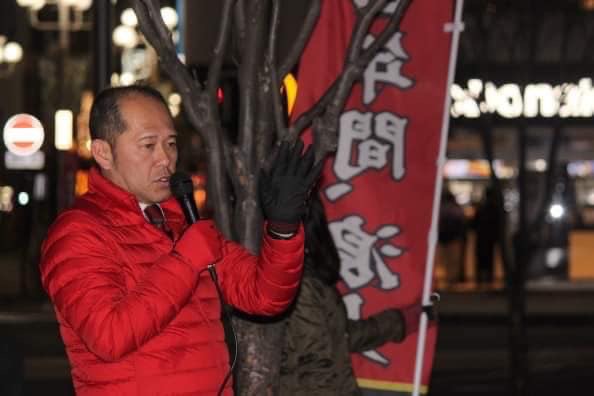 新年の辻立ち始め