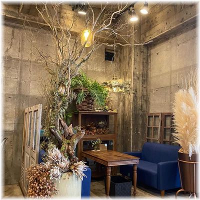 小諸日帰り女子旅⑥　レトロビルの花屋さん《FLORO　CAFE》さん