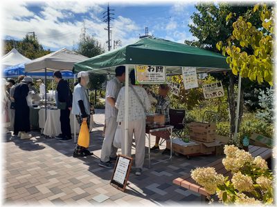 《第20回骨董・蚤の市》＆《小諸まちなかマルシェ》