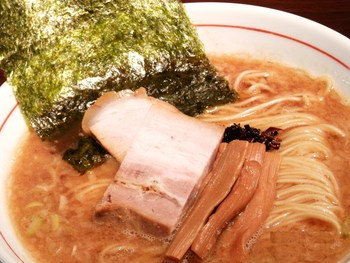 麺肴ひづき　営業です