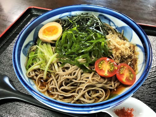 菜の香冷やかけ蕎麦を通年メニューに