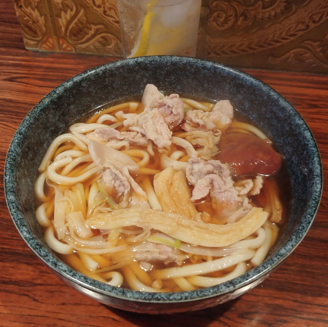 肉天然キノコうどん ＠大町市にし川うどん:信州裏グルメ情報