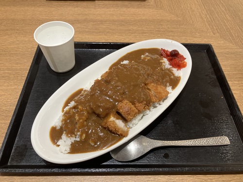アイシティ21フードコートテラス　三元豚のカツカレー　　＠東筑摩郡山形村ランチグルメ