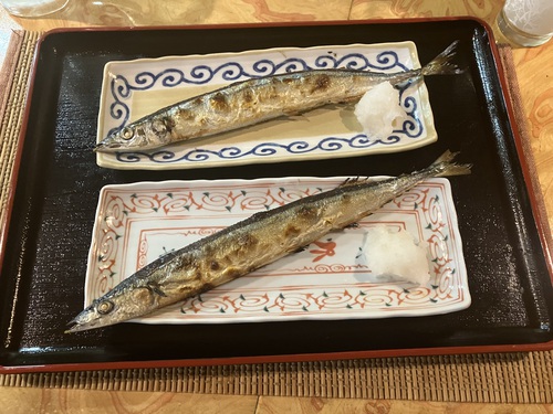 みつばちおまかせなべ＆サンマ塩焼き＆明太子とチーズのたまごやき＆自家栽培塩ゆで落花生＆ドリア　＠大町市一品料理 みつばち