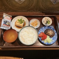 強面のうどん屋のオヤジが作った ハンバーグ定食　＠大町市にし川