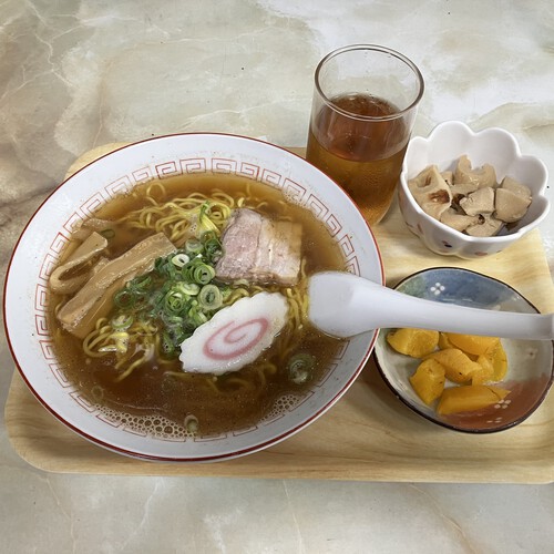 大糸線安曇追分駅から歩いて5秒「橋本屋食堂」　これぞ昭和の駅前食堂のラーメン　＠安曇野市ランチグルメ