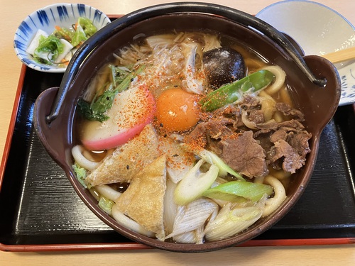 あさひや食堂名物 鍋焼き馬肉うどん　＠長野市信州新町ランチグルメ