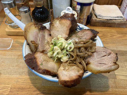 衝撃のチャーシューメン　ラーメンハウス 東寺町店　＠糸魚川市ランチグルメ