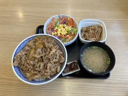 吉野家 長野中御所店　牛すき鍋膳＆牛丼 アタマの大盛