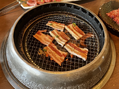 元禄吉田屋　炭火焼肉ランチ＆本格自家製キムチ＆名物「自家製麺どてうどん」　＠安曇野市明科駅前