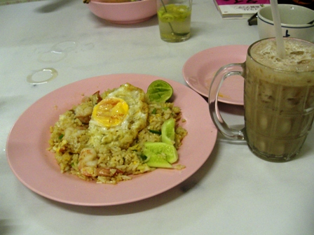 タイの屋台ではタイ語で注文！
