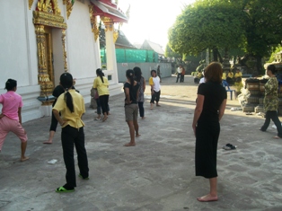 タイ式ヨガで準備体操