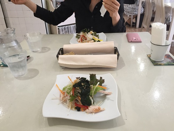 レストラン　　リトルバード　　さん　　で　　ランチ　　☆