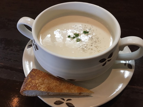 トラットリア・オグラ　　さん　　で　　ランチ　　☆