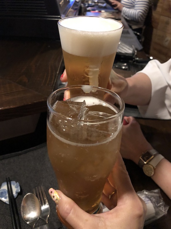 八百萬 　　さん　　で　　　乾杯　　　☆