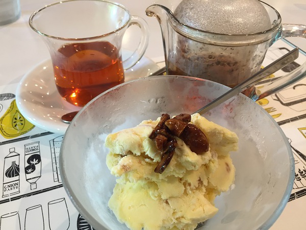カフェ　　ヤマアラシ　　さん　　で　　ランチ　　☆