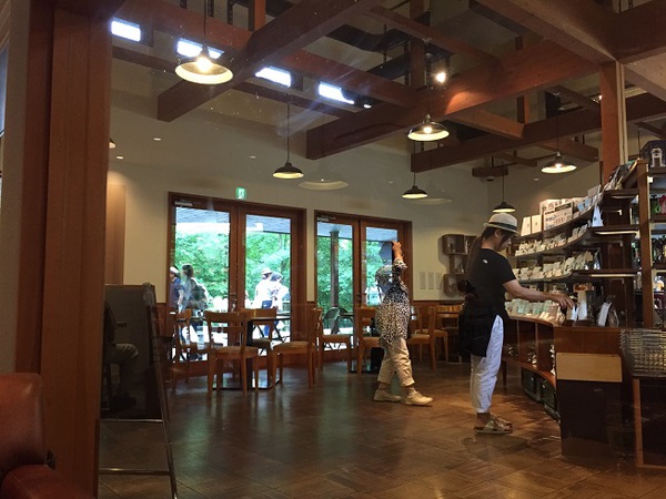 丸山珈琲　　さん　　で　　お茶ＴＩＭＥ　　☆