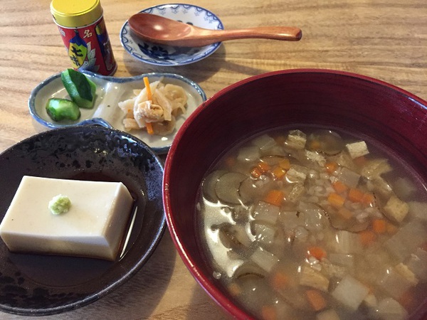 手打ちそば　　くう庵　　さん　　で　　ランチ　　☆