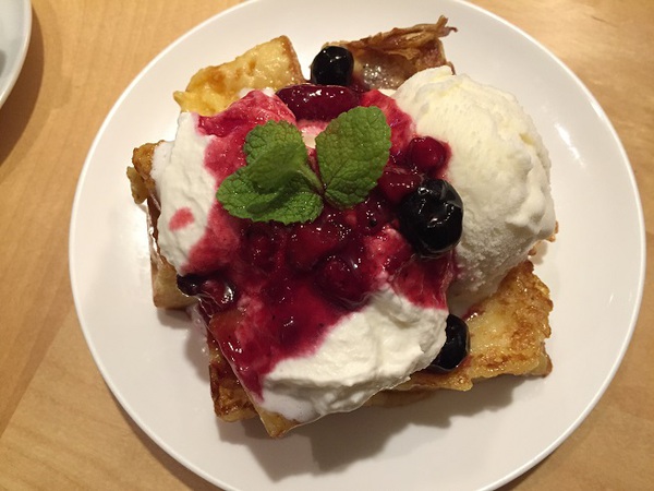 カフェ　　アインシュタイン　　さん　　で　　お茶ＴＩＭＥ　　☆
