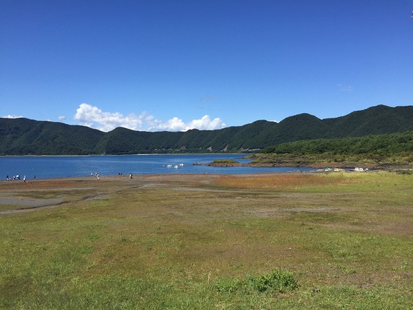 本栖湖　　で　　　一休み～～　　☆