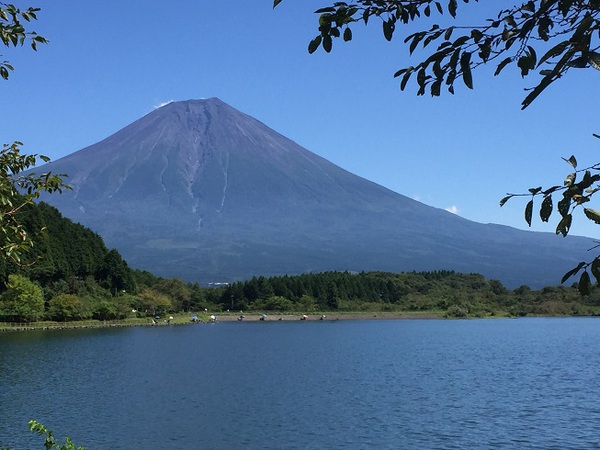 本栖湖　　で　　　一休み～～　　☆