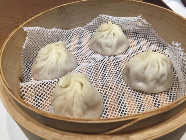 鼎泰豐　　さん　　で　　ランチ　　☆