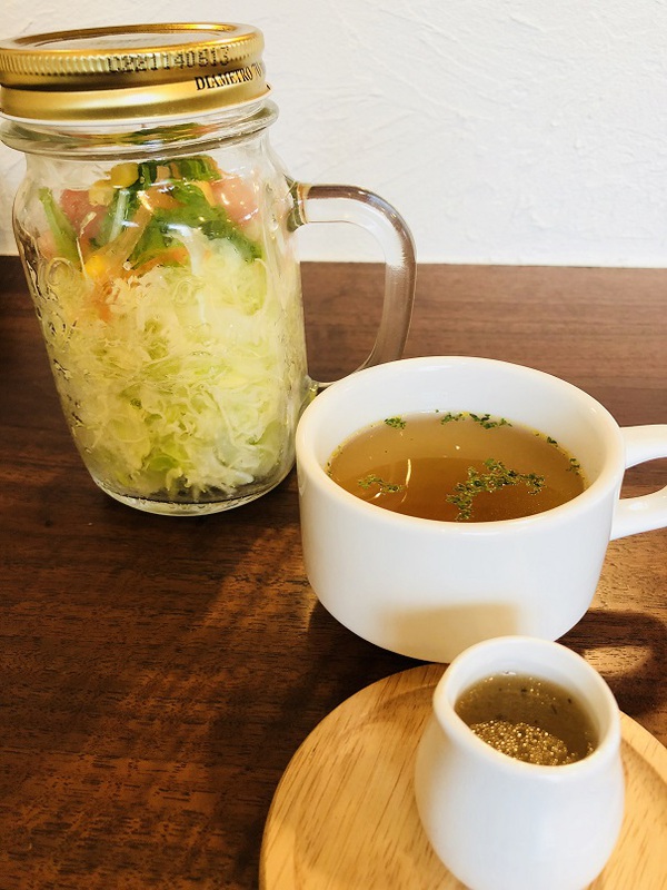 カフェ＆ダイニング　　　ヴァンティエ　　さん　　で　　ランチ　　☆