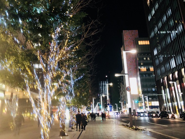 銀座　　→　　八重洲　　　　クリスマス　　☆