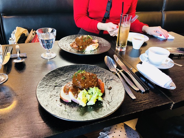 ラトリエ　　ヴィヴァーチェ　　さん　　で　　ランチ　　☆