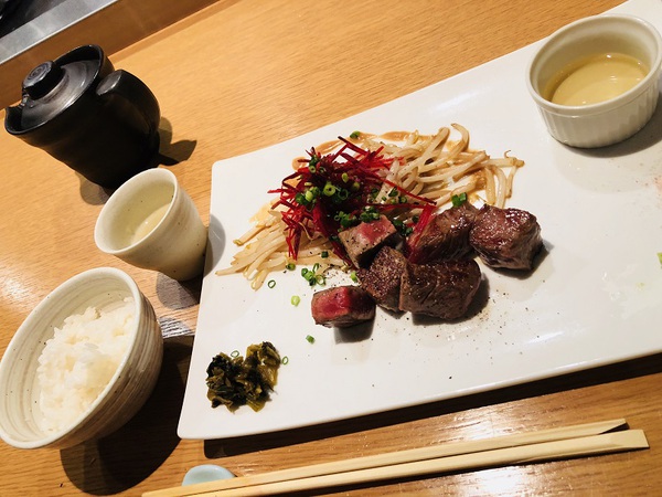 鉄板焼　　　天　　さん　　で　　ランチ　　☆