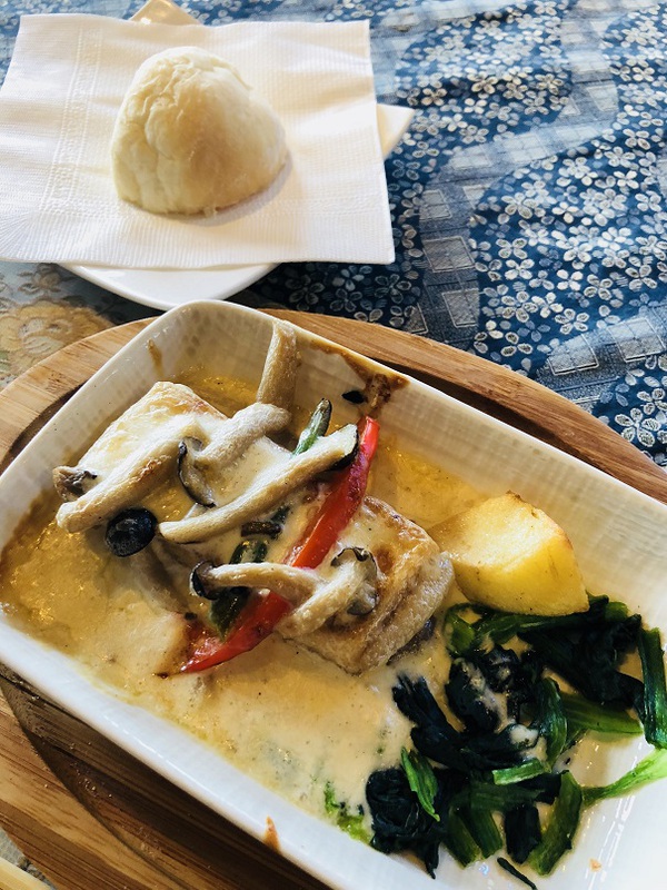 茶房　　まめ家　　さん　　で　　ランチ　　☆