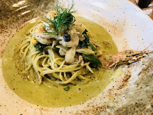 カフェ　　　えんとつ　　さん　　で　　ランチ　　☆