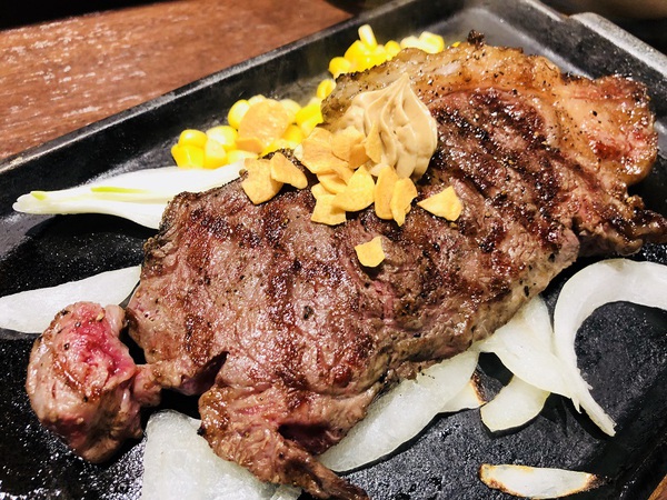 いきなり！　ステーキ　　さん　　で　　　ステーキ　　☆