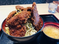 明治亭　　さん　　で　　ランチ　　　☆