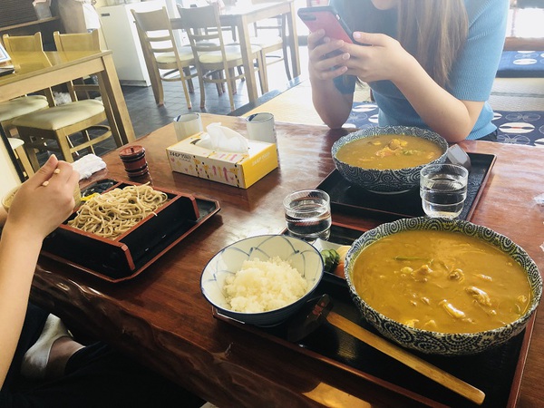お蕎麦屋さん　　で　　ランチ　　　☆